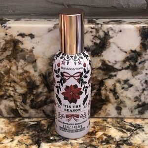 Bath and Body Works ‘Tis The Season Concentrated Room Spray
